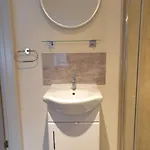 Large Comfortable 1st Floor With Private Yard شقة