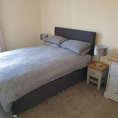 Large Comfortable 1st Floor With Private Yard *